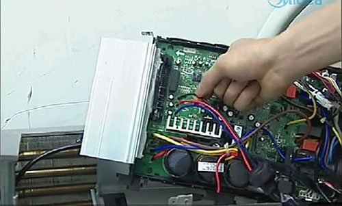 柳州美的空调电话是多少